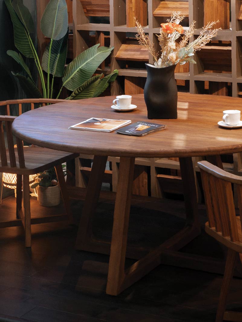 FUJI ROUND TABLE3